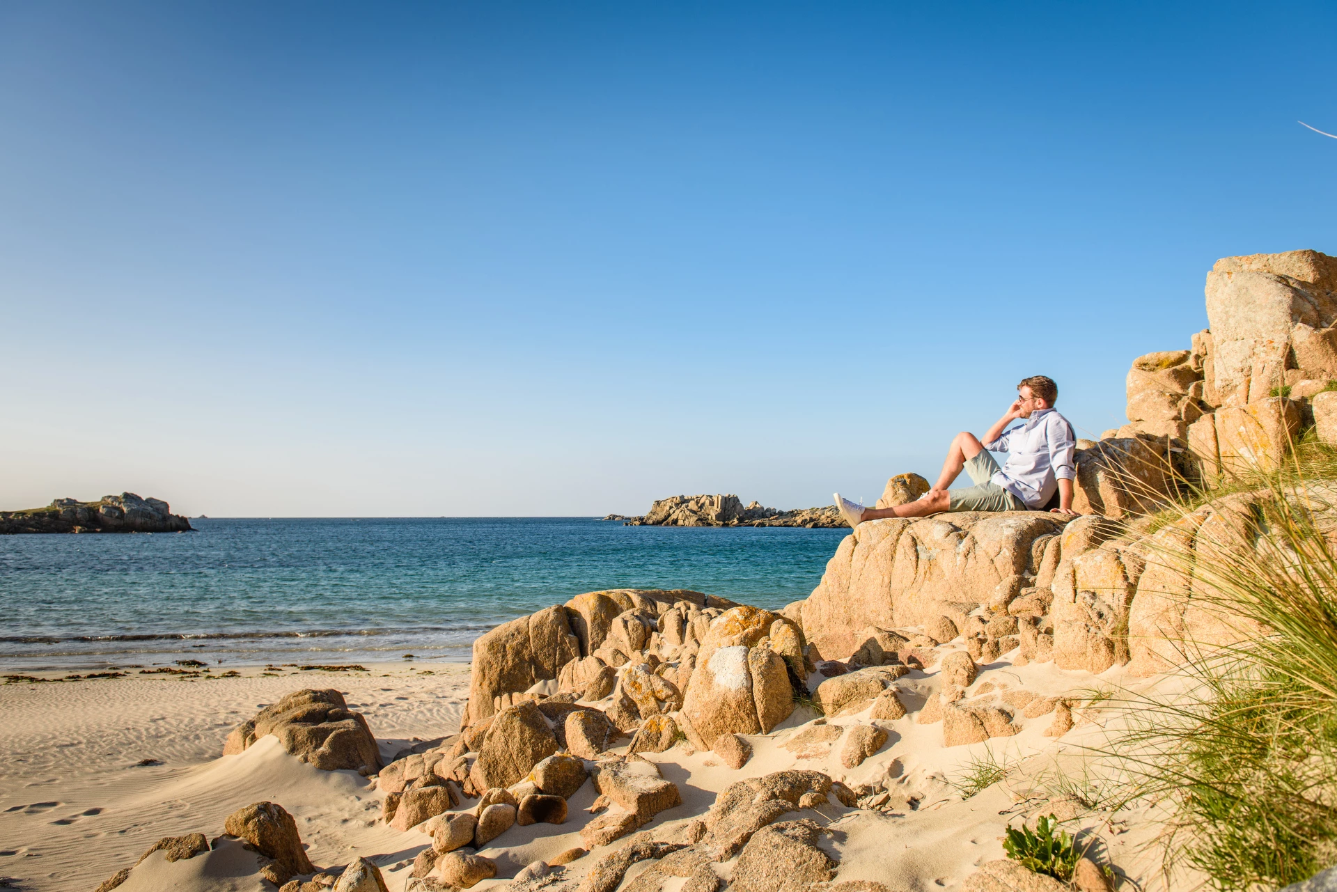 Banner Image showing a Guernsey sandy beach